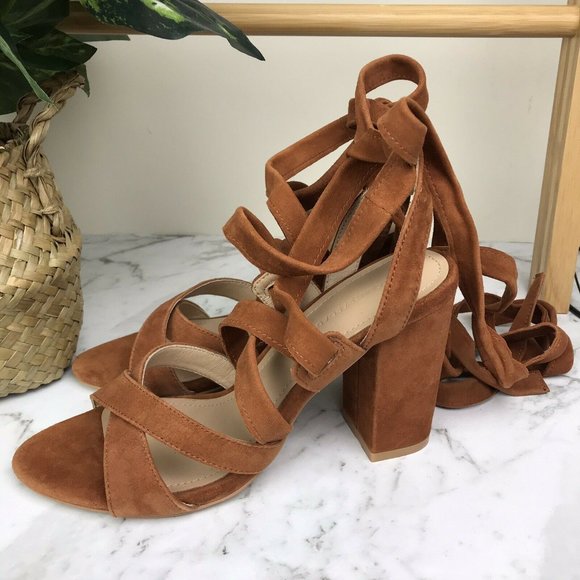 SOLD Country Road Tan Suede Leather Heels Shoes Size 37 - Picture 4 of 12